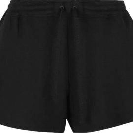 balck shorts plain