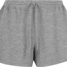 gray shorts